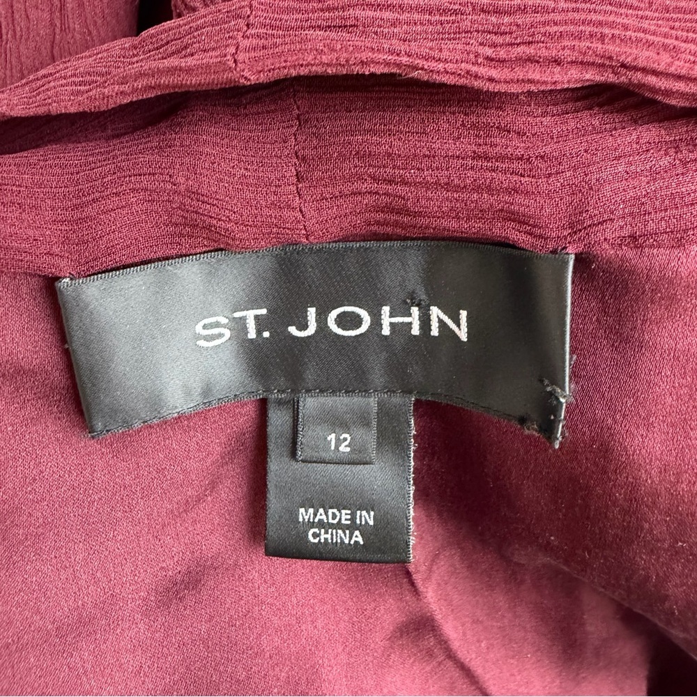 St. John Burgundy Cowl Silk Blouse Top Size 12 - 23566 - Picture 4 of 7